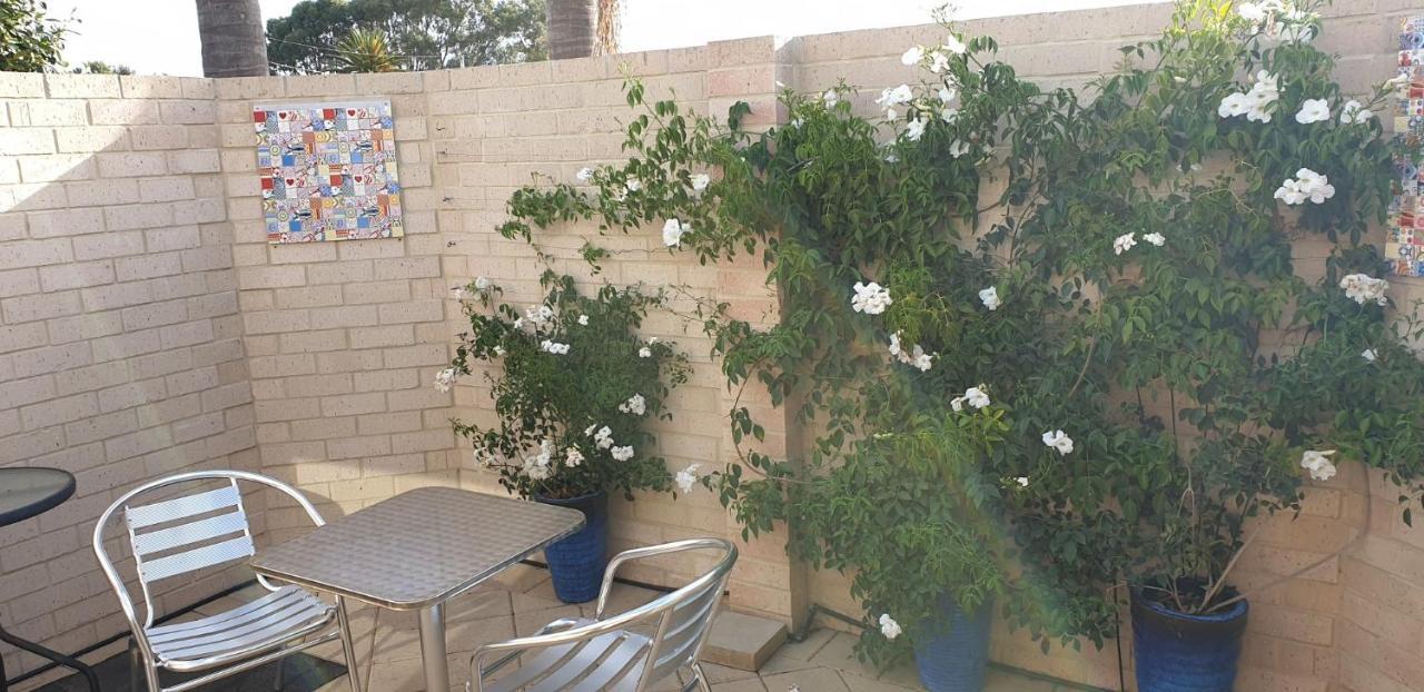 Alexander Drive B & B Esperance Bagian luar foto