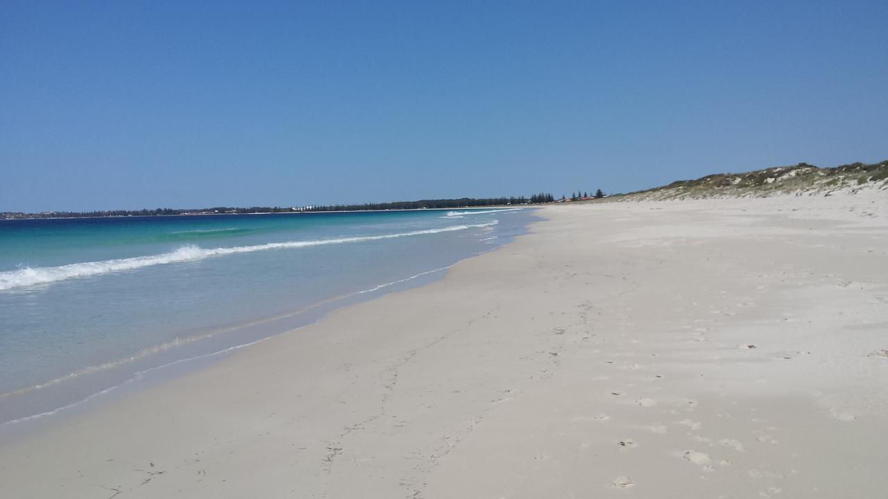 Alexander Drive B & B Esperance Bagian luar foto